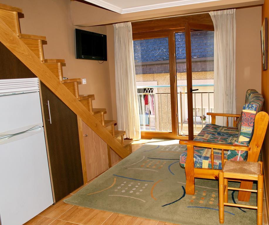 Apartamentos Barrosa II Portonovo Habitación foto