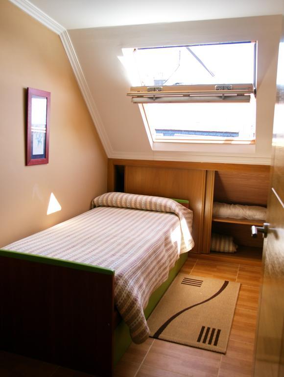 Apartamentos Barrosa II Portonovo Habitación foto
