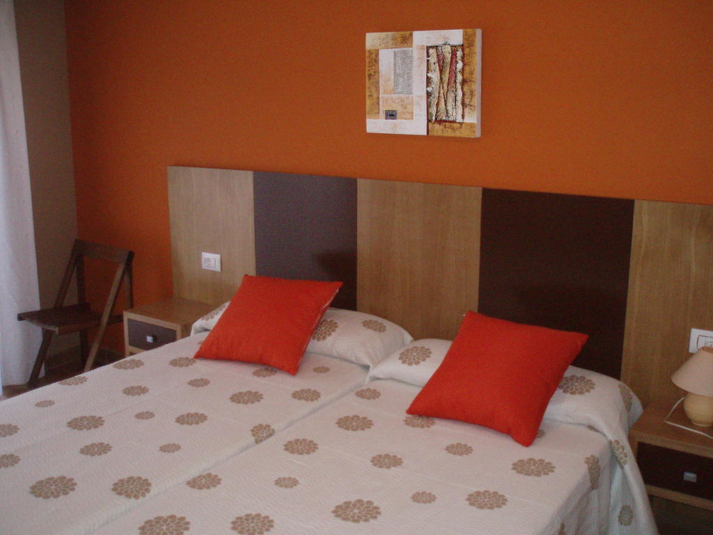 Apartamentos Barrosa II Portonovo Habitación foto
